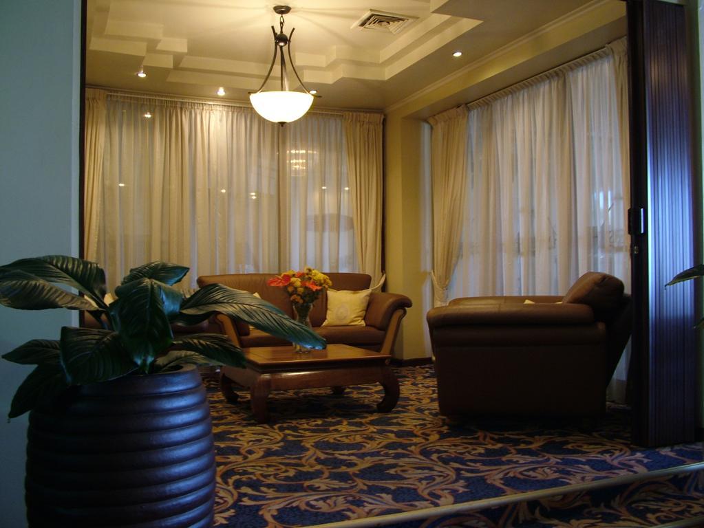 Ambassador Hotel & Casino Paramaribo Eksteriør bilde